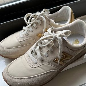 New balance gently worn size 8.5